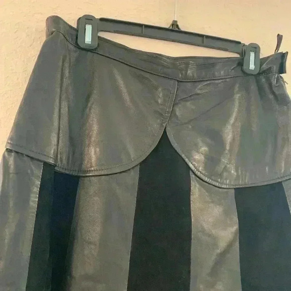 Beautiful  real vintage leather and suede midi skirt. Size 46 in European size - Picture 2 of 14